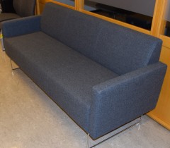 Loungesofa: VAD Pivot 3-seter sofa i mørkegrått melert ullstoff, 188cm bredde, pent brukt