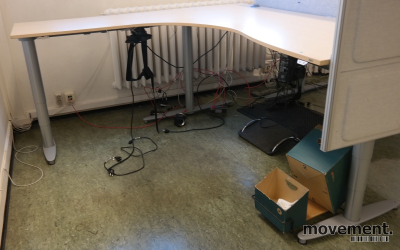 Solgt!Kinnarps elektrisk hevsenk - 1 / 3