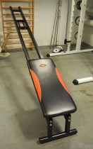 Abilica XC Slider, skitreningsmaskin for oppheng i ribbevegg, pent brukt