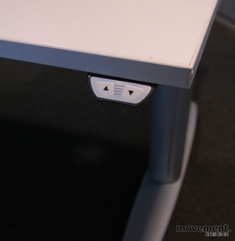 Solgt!Skrivebord med elektrisk hevsenk - 3 / 3