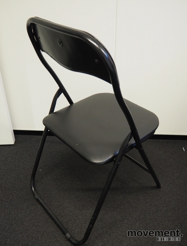 Solgt!Enkel klappstol i sort kunstskinn / - 2 / 2