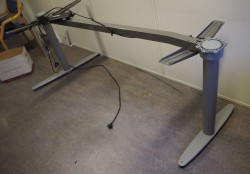 Kinnarps T-serie hevsenk understell for skrivebord, passer plate 200x120cm, venstreløsning, pent brukt