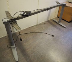 Kinnarps T-serie hevsenk understell for skrivebord, passer plate 200x120cm, venstreløsning, pent brukt