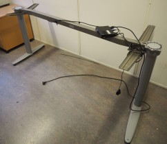 Kinnarps T-serie hevsenk understell for skrivebord, passer plate 200x120cm, høyreløsning, pent brukt