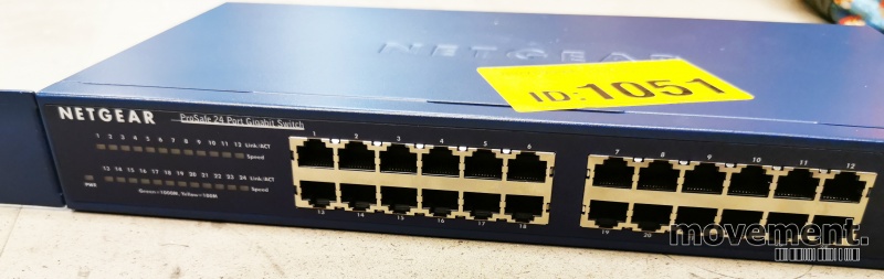 Solgt!Netgear 24port Gigabit Rackswitch, - 2 / 4