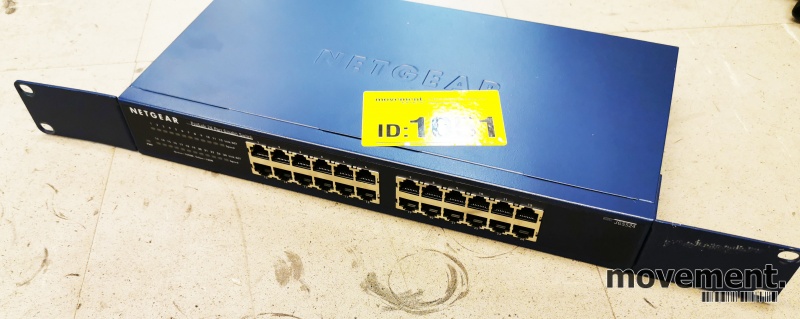 Solgt!Netgear 24port Gigabit Rackswitch, - 3 / 4