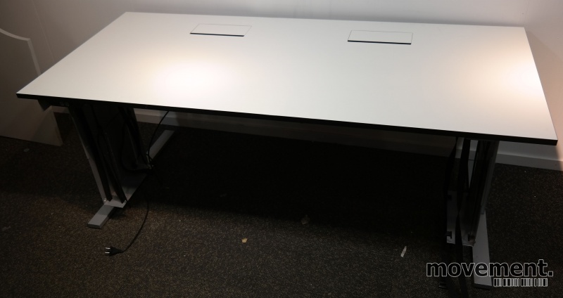 Solgt!Skrivebord i hvitt / grått med - 1 / 5