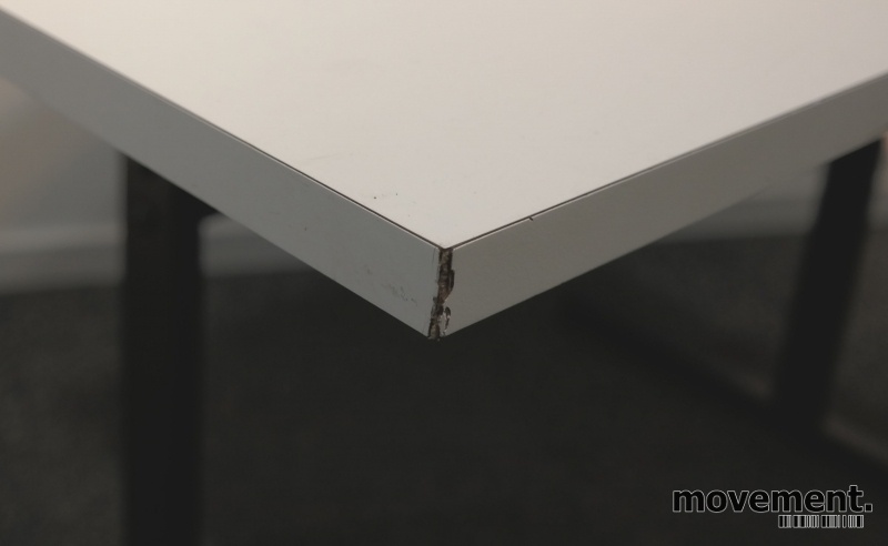 Solgt!Kompakt møtebord / kantinebord i - 4 / 4