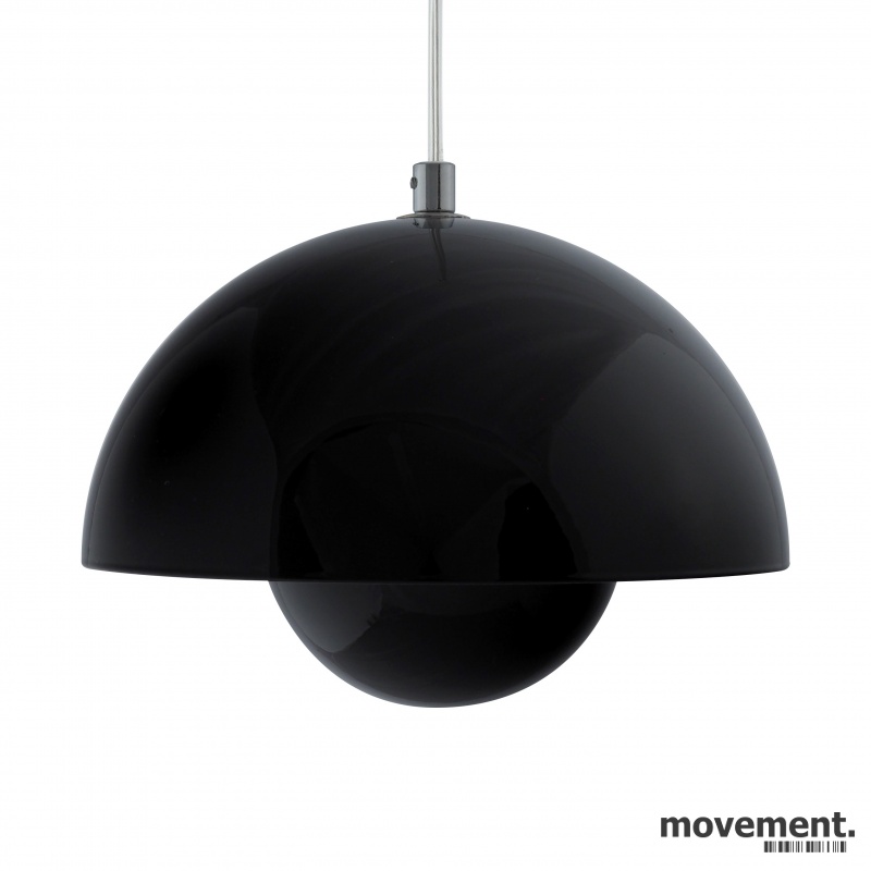 Solgt!Taklampe / pendellampe i sort fra - 1 / 5