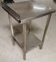 Liten arbeidsbenk / sidebord i rustfritt stål, 48x55,5cm, 87/93cm høyde, pent brukt