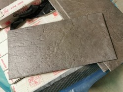 Lekre gulvfliser 30x60cm fra Cisa, grå farge, ca 60kvm restparti