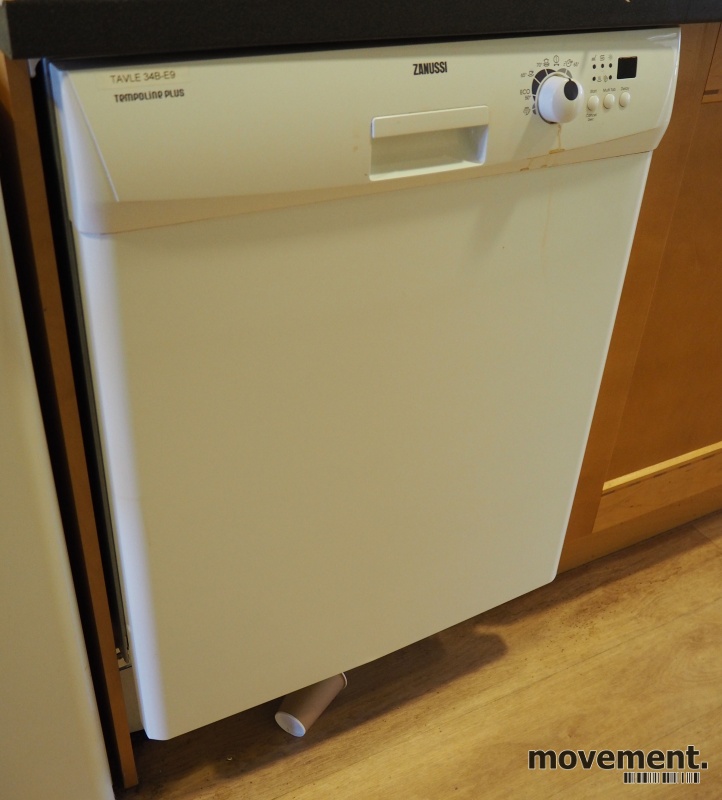 Solgt!Zanussi oppvaskmaskin i hvitt, - 1 / 2
