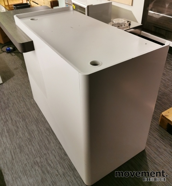 Solgt!Butikkinnredning, kassedisk / - 2 / 6