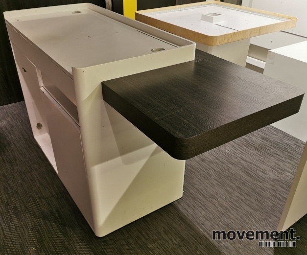 Solgt!Butikkinnredning, kassedisk / - 4 / 6