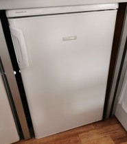 Lite kjøleskap m/frysedel fra Electrolux, SpacePlus ERT14002W8 55cm bredde, 85,5cm høyde, pent brukt