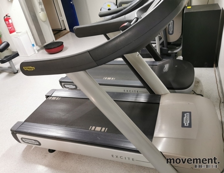 Solgt!TechnoGym profesjonell tredemølle - 2 / 6