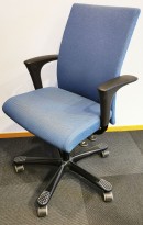 IKEA Renberget kontorstol i sortkunstskinn sort stoff IKEA Renberget kontorstol i sortkunstskinn sort stoff