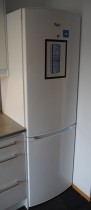 Kjøleskap/kombiskap fra Whirlpool i hvitt, 60cm b, 188cm h, modell WBE3321, pent brukt
