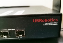 Rackswitch: USRobotics 16port Gigabit, USR997716A, pent brukt