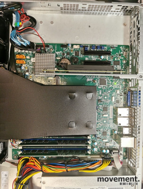 Solgt!Rackserver fra Supermicro, 5019S-M, - 3 / 6