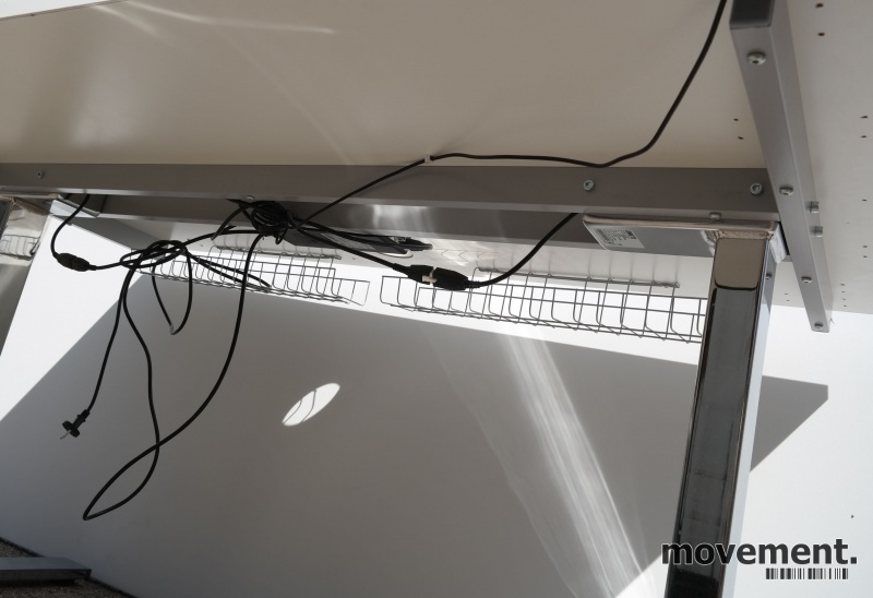 Solgt!Skrivebord med elektrisk hevsenk i - 4 / 5