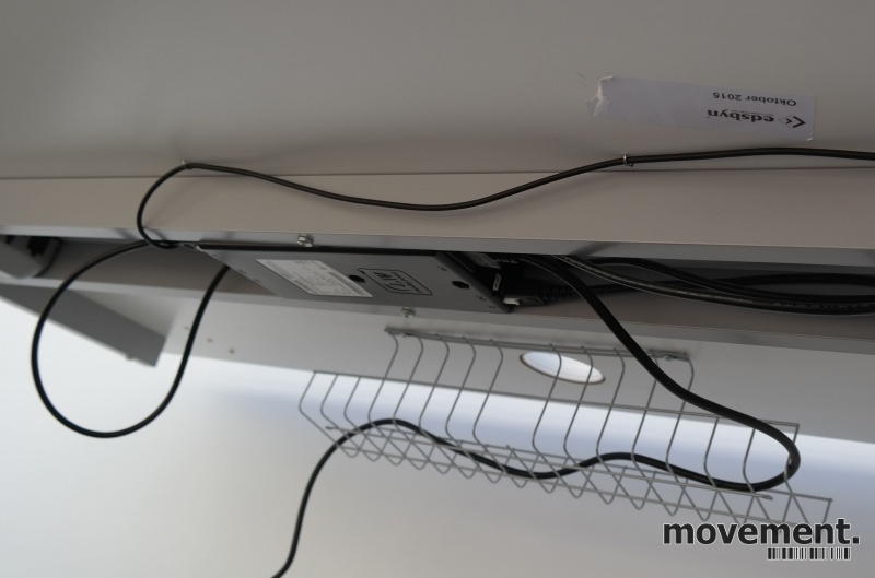 Solgt!Skrivebord med elektrisk hevsenk i - 3 / 5