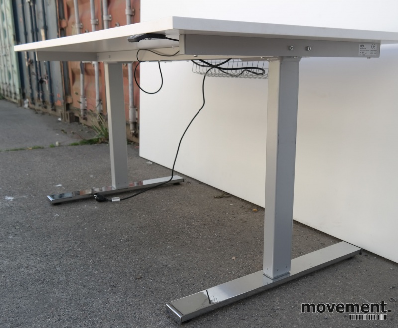 Solgt!Skrivebord med elektrisk hevsenk i - 2 / 5