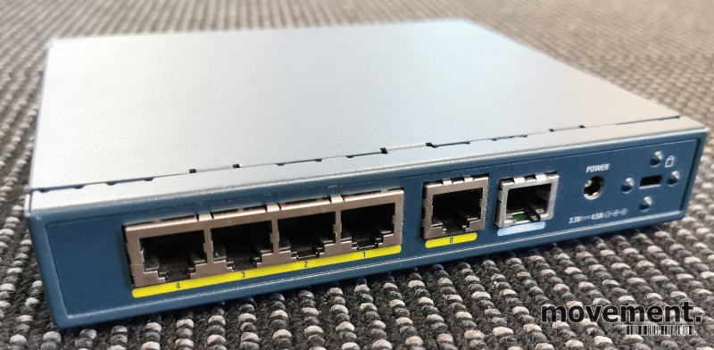 Solgt!Cisco PIX501 Firewall, pent brukt - 1 / 4