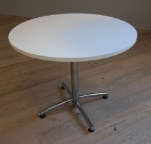 Lite, rundt møtebord / kafebord fra EFG i hvitt / krom, Ø=90cm, pent brukt