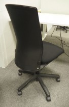 HÅG Futu kontorstol i sort stoff / sort mesh, pent brukt