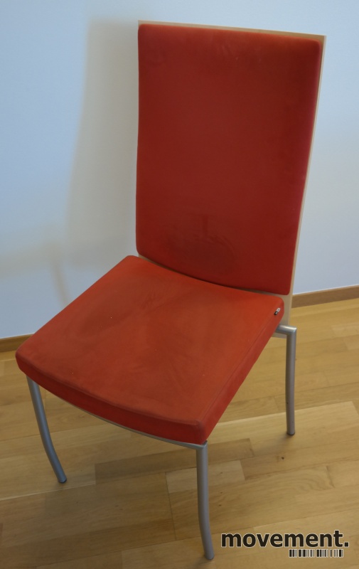 Solgt!ForaForm Rex konferansestol i rødt - 1 / 3