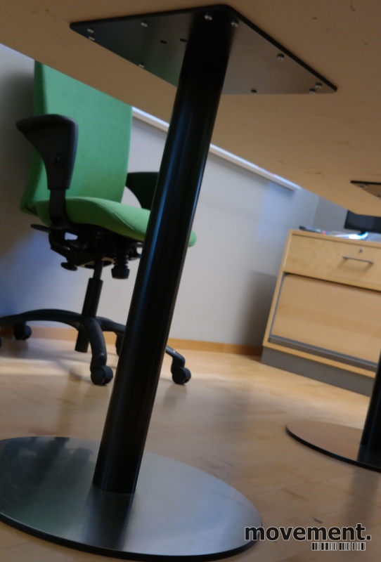 Solgt!Kompakt møtebord i lys grå med sort - 3 / 3
