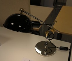 Tecnolumen SF27 Bauhaus bordlampe i sort og krom med bordfot, lekker designlampe, pent brukt