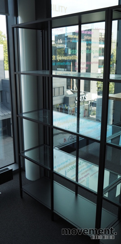 Solgt!Reol / bokhylle i sort / glass fra - 2 / 3