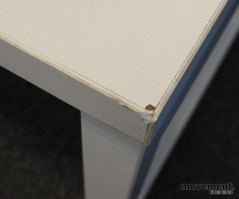 Solgt!Lav benk / lounge i hvit laminat / - 3 / 3