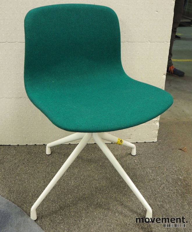 Solgt!Hay About a chair AAC10 - 1 / 2
