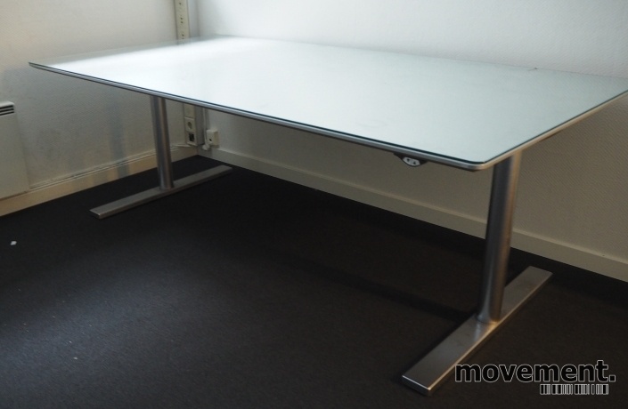 Solgt!Møtebord / stort skrivebord i - 1 / 2