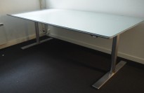IKEA Galant skrivebord i glass 160x80cm,pent brukte IKEA Galant skrivebord i glass 160x80cm,pent brukte