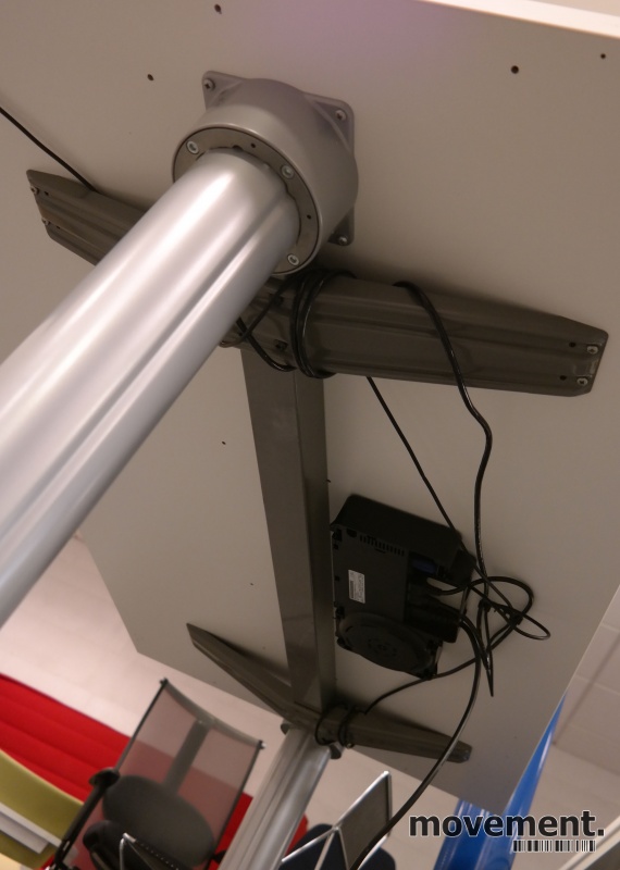 Solgt!Kinnarps T-serie elektrisk hevsenk - 3 / 3