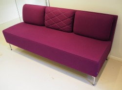 3-seter sofa i lilla ullstoff fra Offecct, modell Playback, 180cm bredde, pent brukt