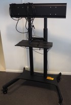 Eldre Høvik Verk retrovintage bordlampei messing, Ø=40cm på Eldre Høvik Verk retrovintage bordlampei messing, Ø=40cm på