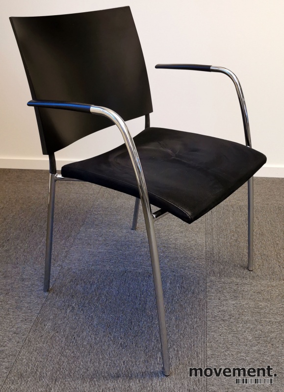 Solgt!Lammhults konferansestol i sort - 1 / 3