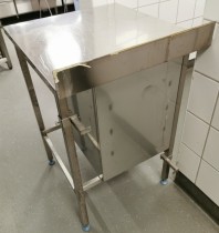 Liten benk / arbeidsbord med skuffer fra Metos i rustfritt stål, 60cm b, 65cm d, 9,50cm h, pent brukt