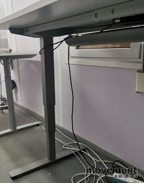 Solgt!Elektrisk hevsenk skrivebord fra - 4 / 4