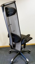 Håg H09 Inspiration 9230 i sort skinn / mesh, eksklusiv kontorstol, 2017-modell