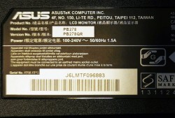 Flatskjerm til PC: Asus PB278QR, 27toms, 2560 x 1440 WQHD LED-backlit, DVI/HDMI/DP/VGA/Audio, pent brukt