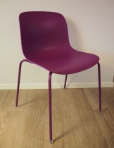 Konferansestol / kantinestol i lilla fra Magis, modell Troy, pent brukt