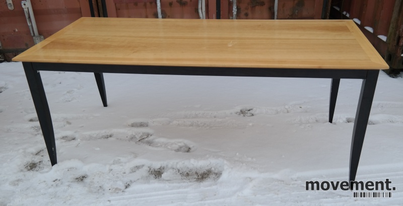Solgt!Kafebord / konferansebord i bjerk / - 1 / 3