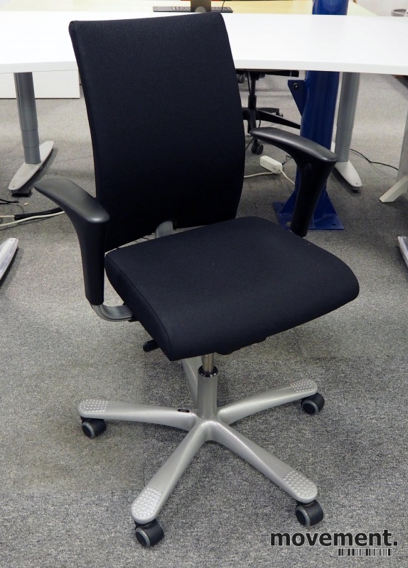Solgt!Kontorstol: Håg H04 4400 i sort - 1 / 2