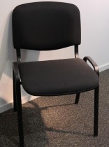 Enkel konferansestol / stablestol i sort, pent brukt